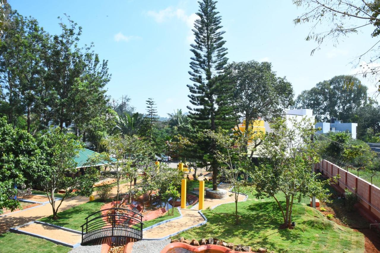 Fundera Aqua Stay Yelagiri Exterior photo