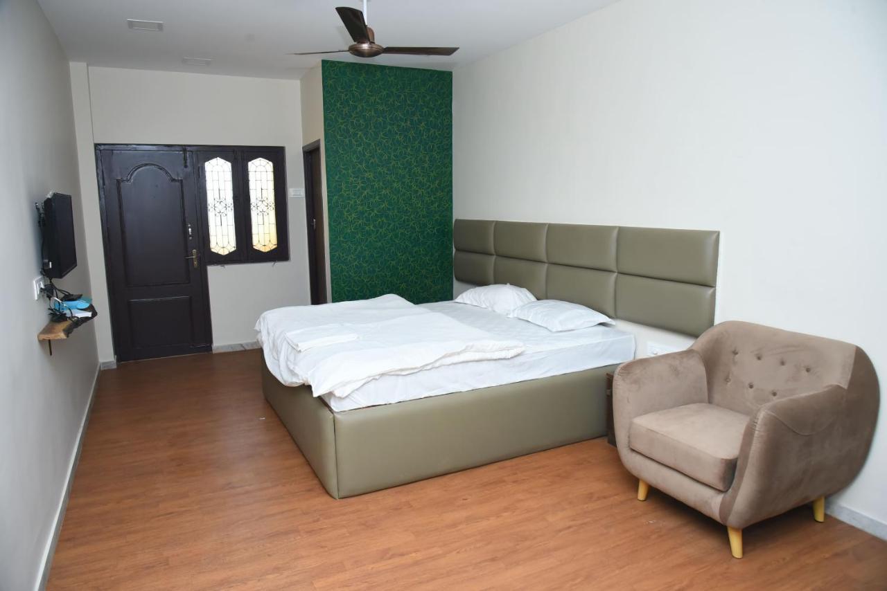 Fundera Aqua Stay Yelagiri Exterior photo