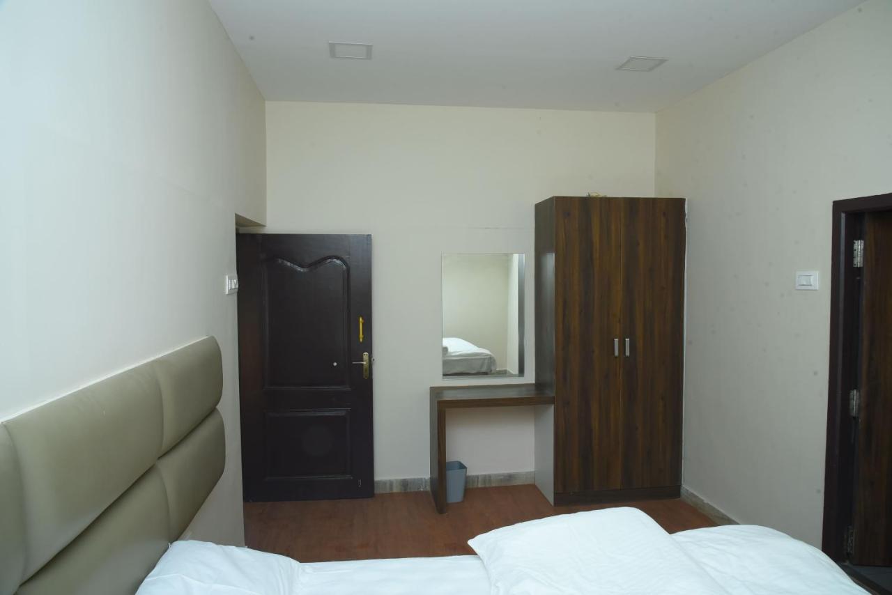 Fundera Aqua Stay Yelagiri Exterior photo