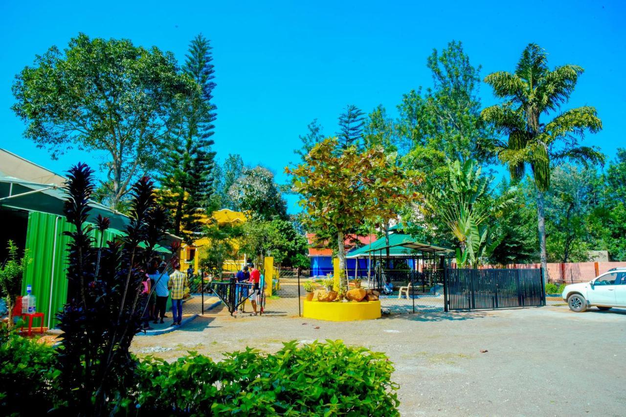 Fundera Aqua Stay Yelagiri Exterior photo